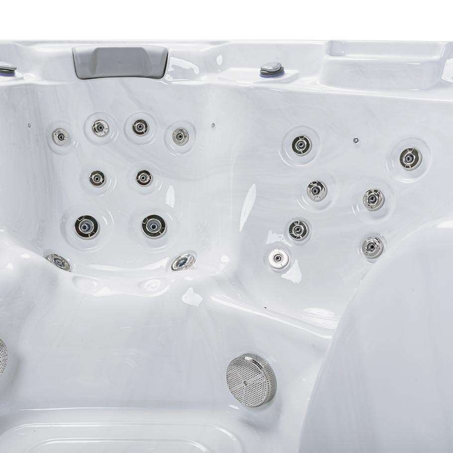 Chicago Hot Tub