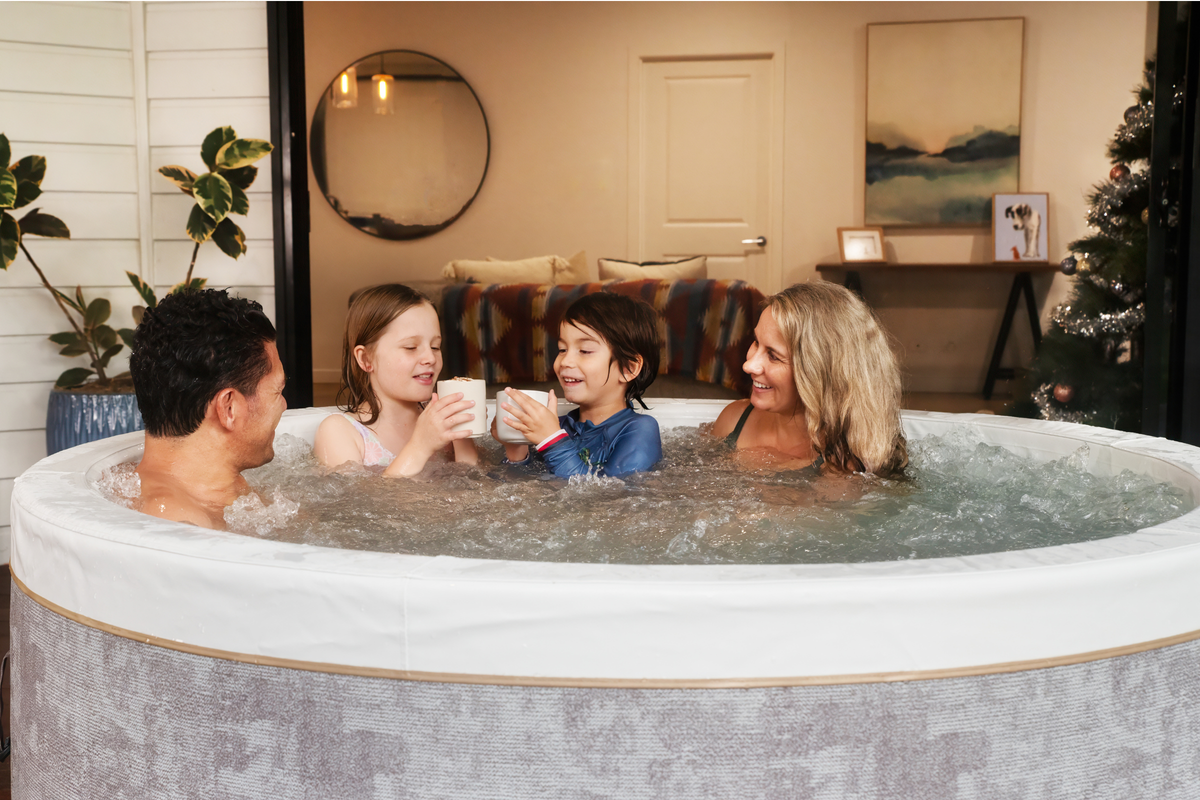 MSpa Cocoon-ECO Verto Series Rigid Foam Hot Tub – 6 Person, 224 Gallon, 138 Air Jets, UVC and App Control (F-CO063WE)