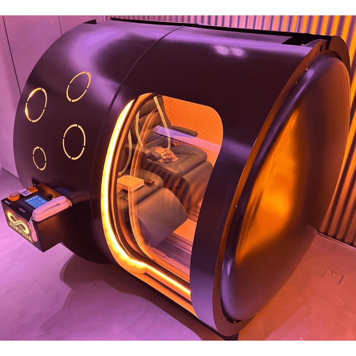 Airvida Phoenix Multiplace Hyperbaric Chamber — Hard Shell, 2.0 ATA, BIBS, Expandable to 6