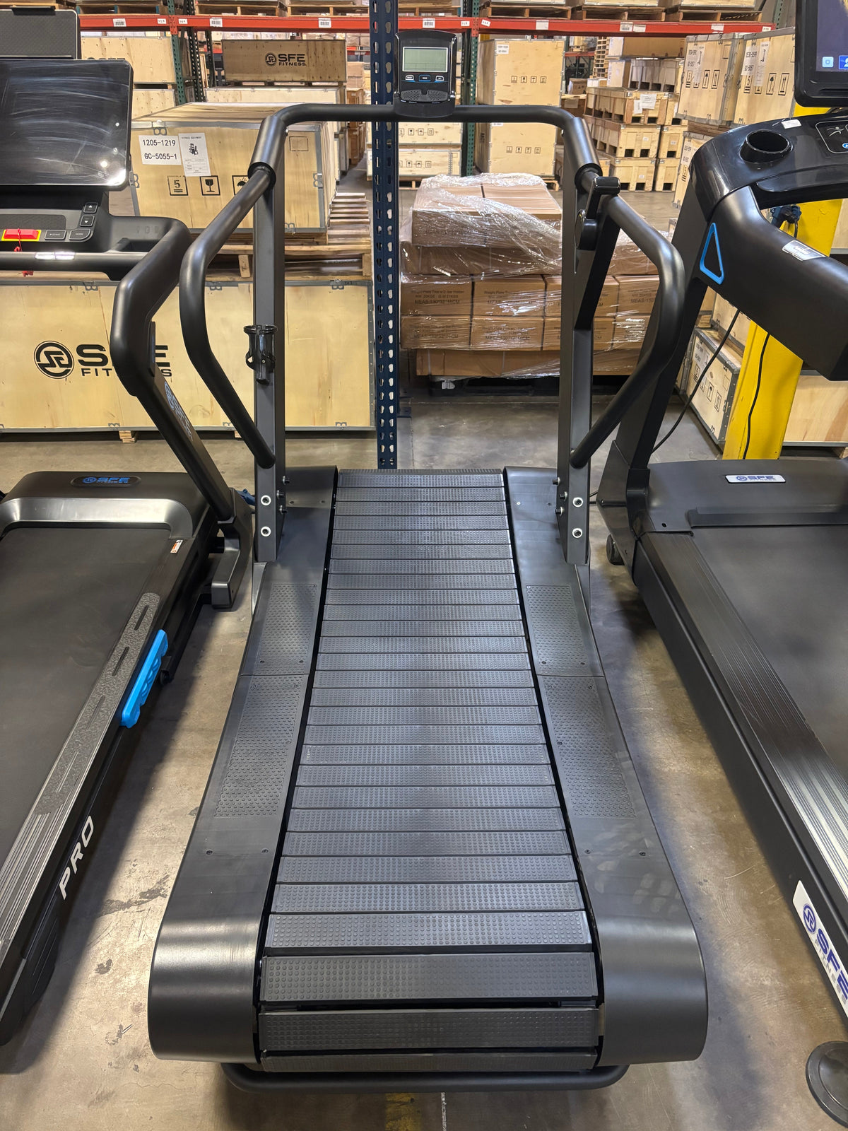 SFE Curved Runner Elite Pro – Self-Powered Curved Treadmill with Sled Push
