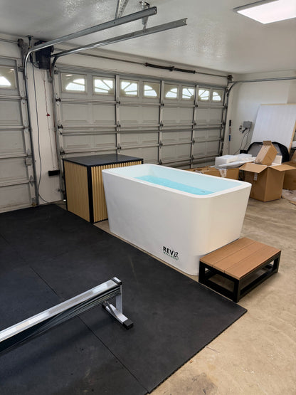 RevX X Tub Acrylic Cold Plunge with LUX 1.5 HP Chiller and Filtration System – 34 in Deep, 34–104°F, UV + Ozone