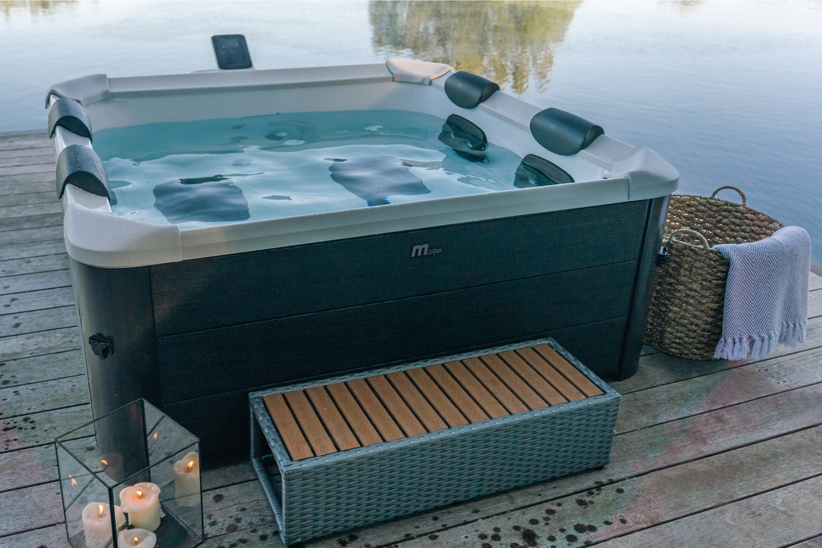 MSpa Oslo Frame Series Square Rigid Hot Tub – 6 Person, 304 Gallon, 140 Air Jets Plus Hydro Jets, UVC and Ozone (F-OS063W)