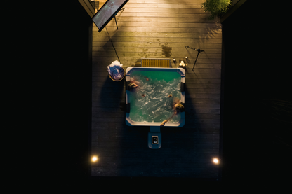 MSpa Oslo Frame Series Square Rigid Hot Tub – 6 Person, 304 Gallon, 140 Air Jets Plus Hydro Jets, UVC and Ozone (F-OS063W)