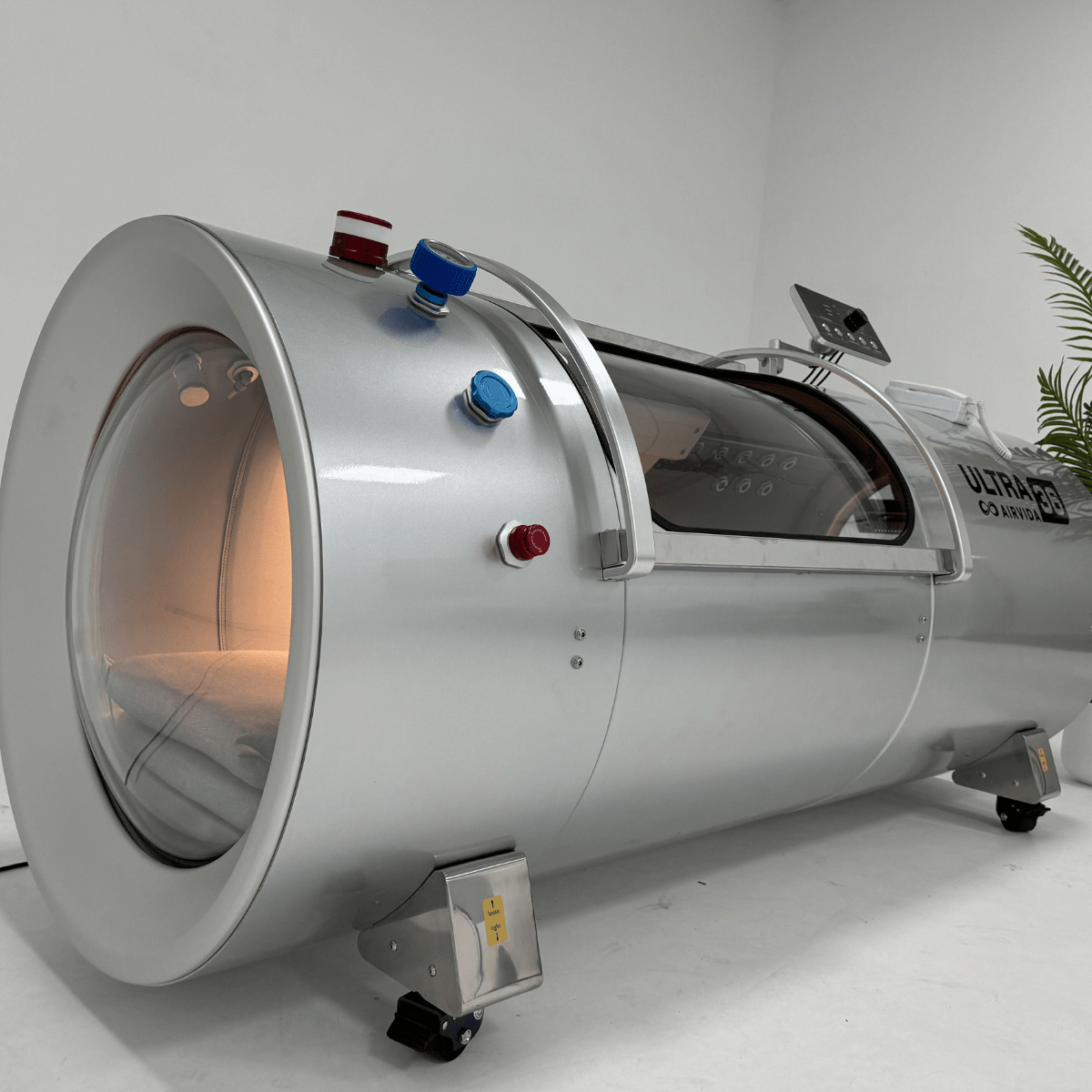 Airvida Ultra Hard Shell Lying Hyperbaric Chamber — 1.3 / 1.5 / 1.7 / 2.0 ATA, Three Widths