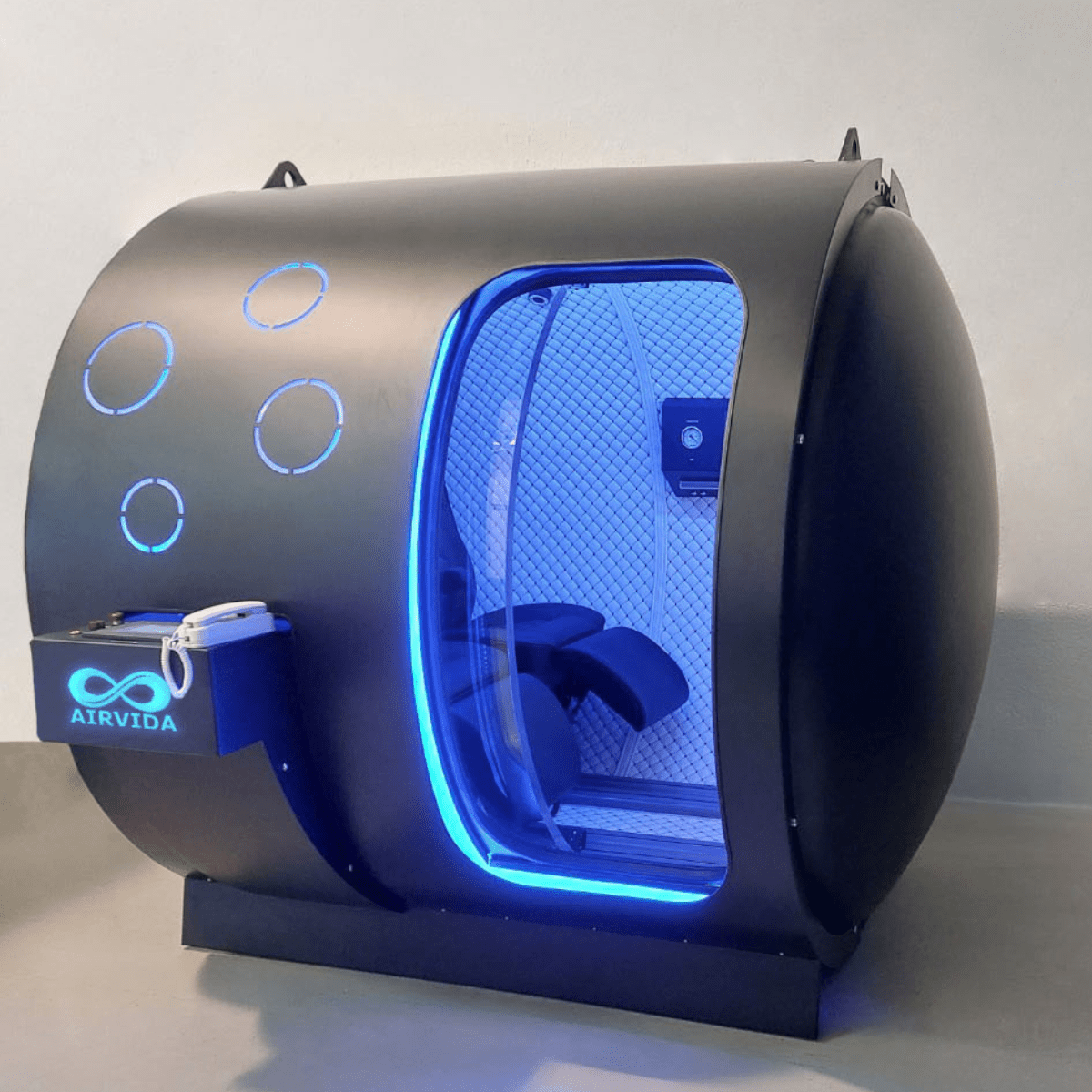 Airvida Phoenix Multiplace Hyperbaric Chamber — Hard Shell, 2.0 ATA, BIBS, Expandable to 6