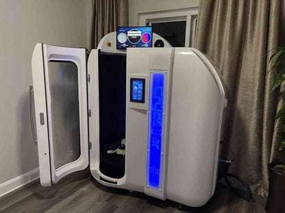 Vacuactivus Antarctica Electric Cryotherapy Chamber — Nitrogen-Free, Head-Out, Simple or Grand